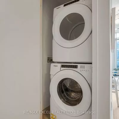 8868, Yonge, South Richvale, Richmond Hill