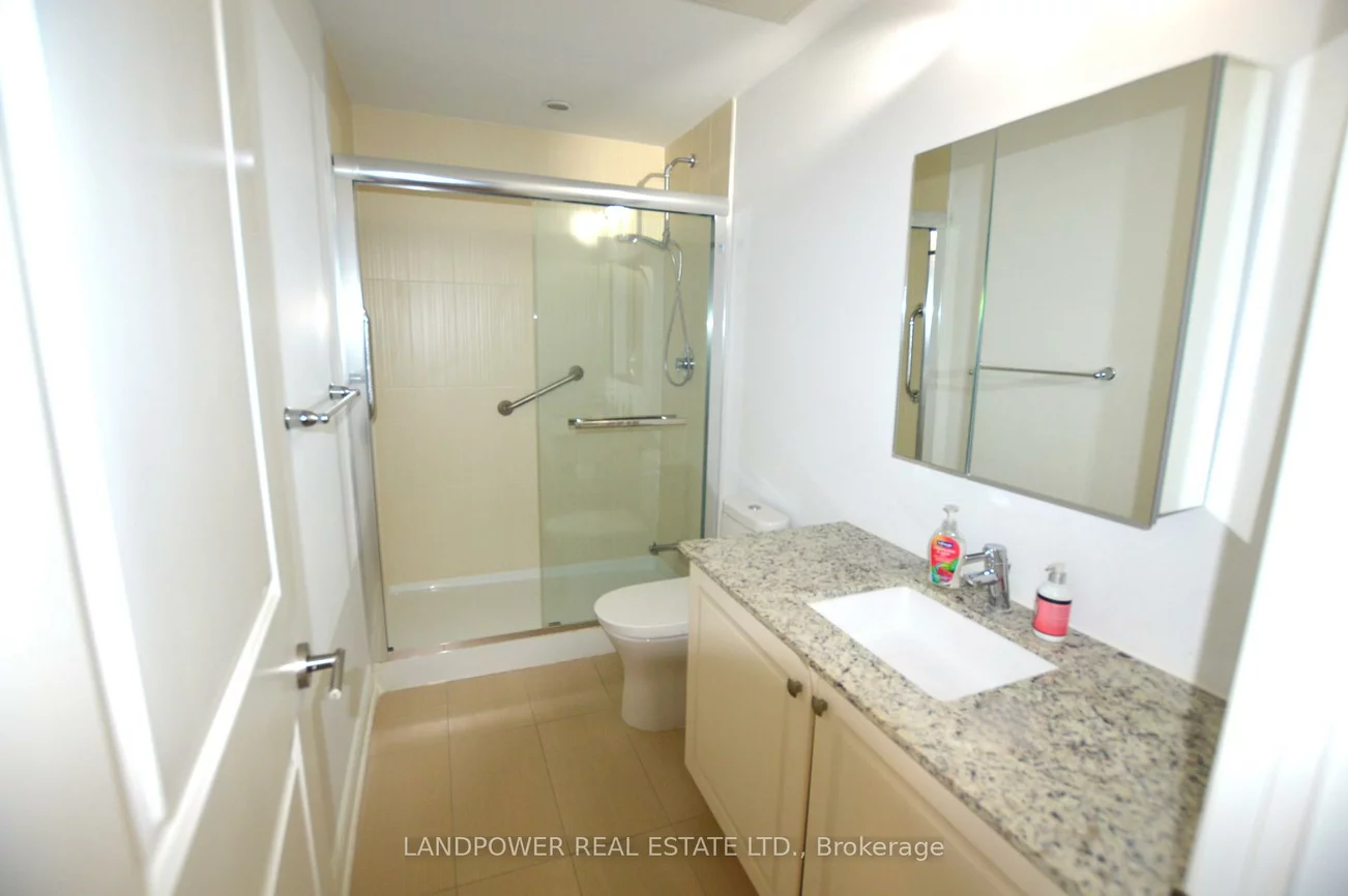 9618, Yonge, North Richvale, Richmond Hill