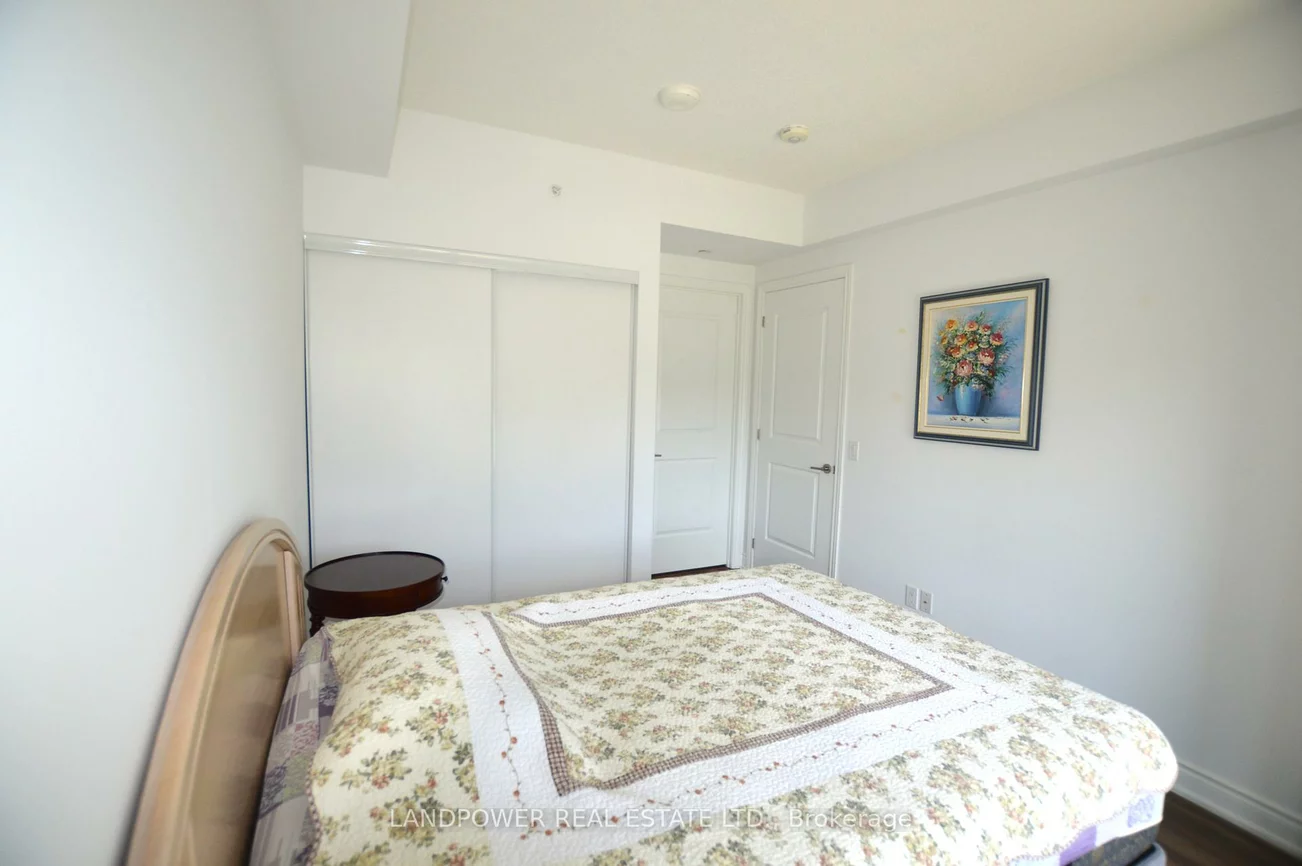 9618, Yonge, North Richvale, Richmond Hill