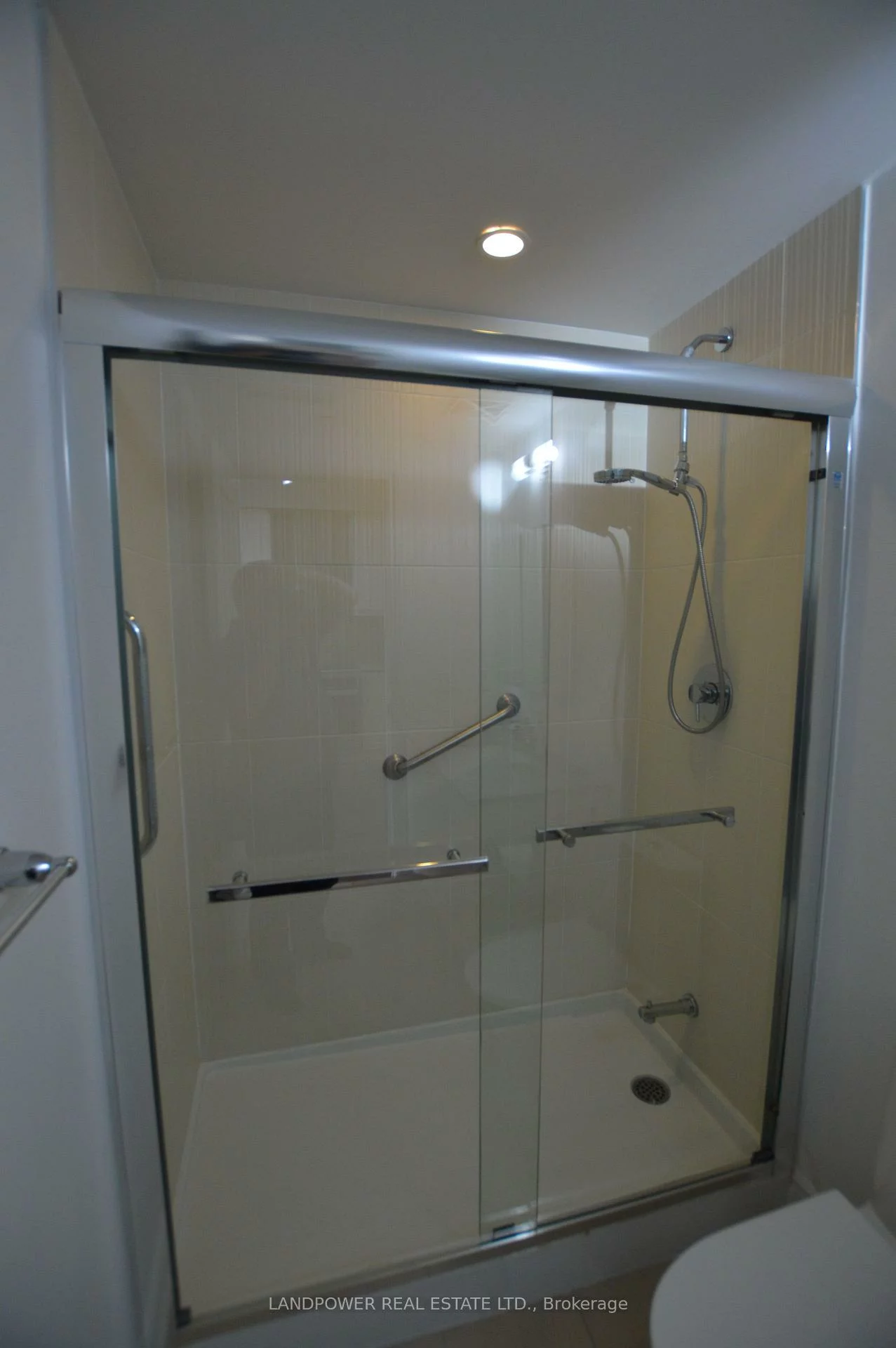 9618, Yonge, North Richvale, Richmond Hill