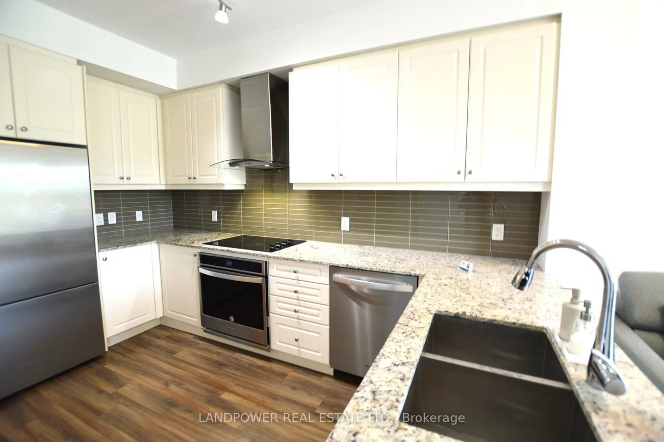 9618, Yonge, North Richvale, Richmond Hill