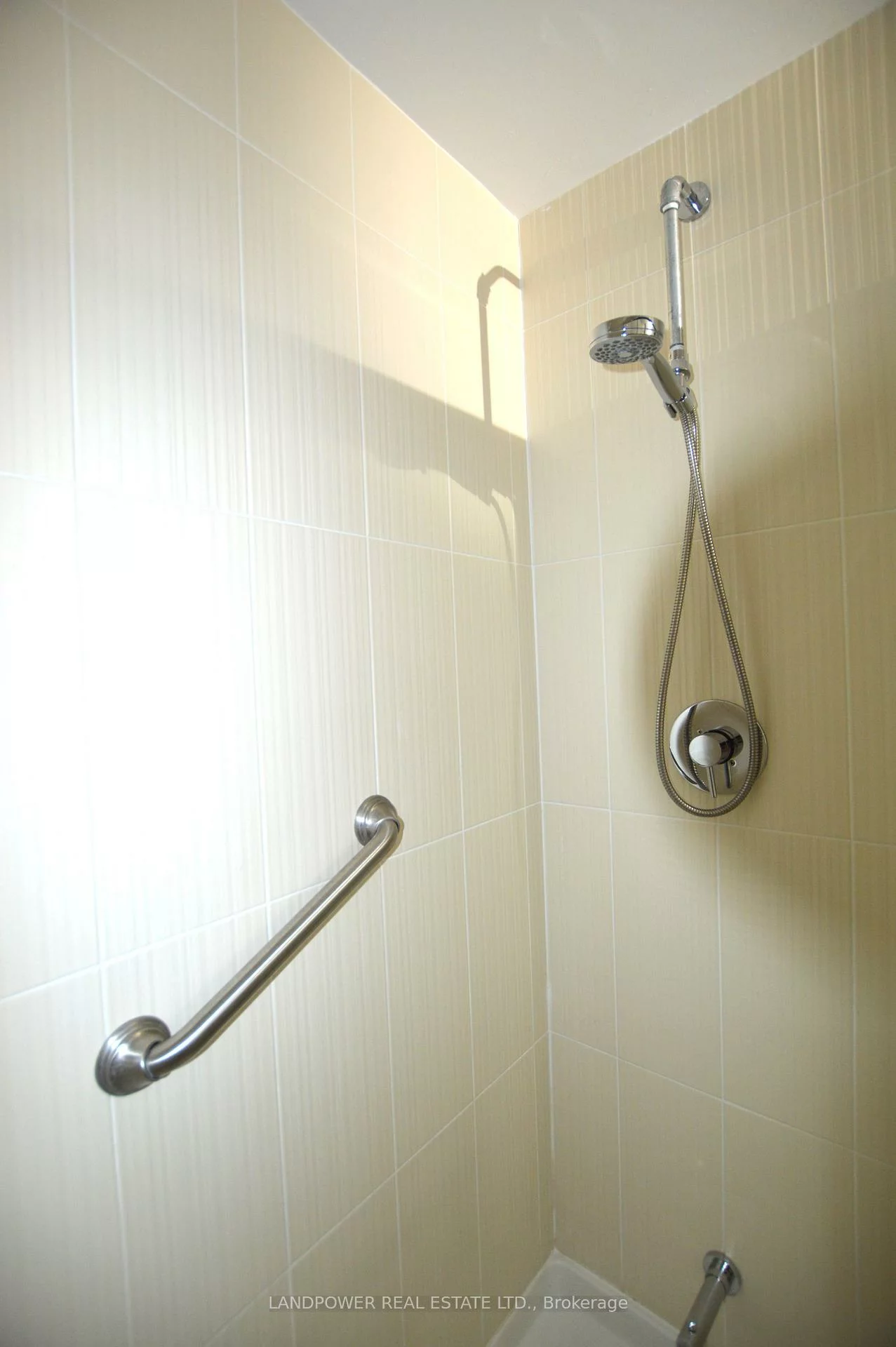 9618, Yonge, North Richvale, Richmond Hill