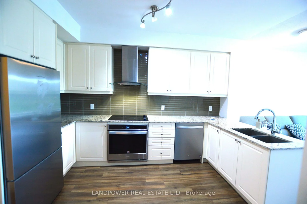 9618, Yonge, North Richvale, Richmond Hill