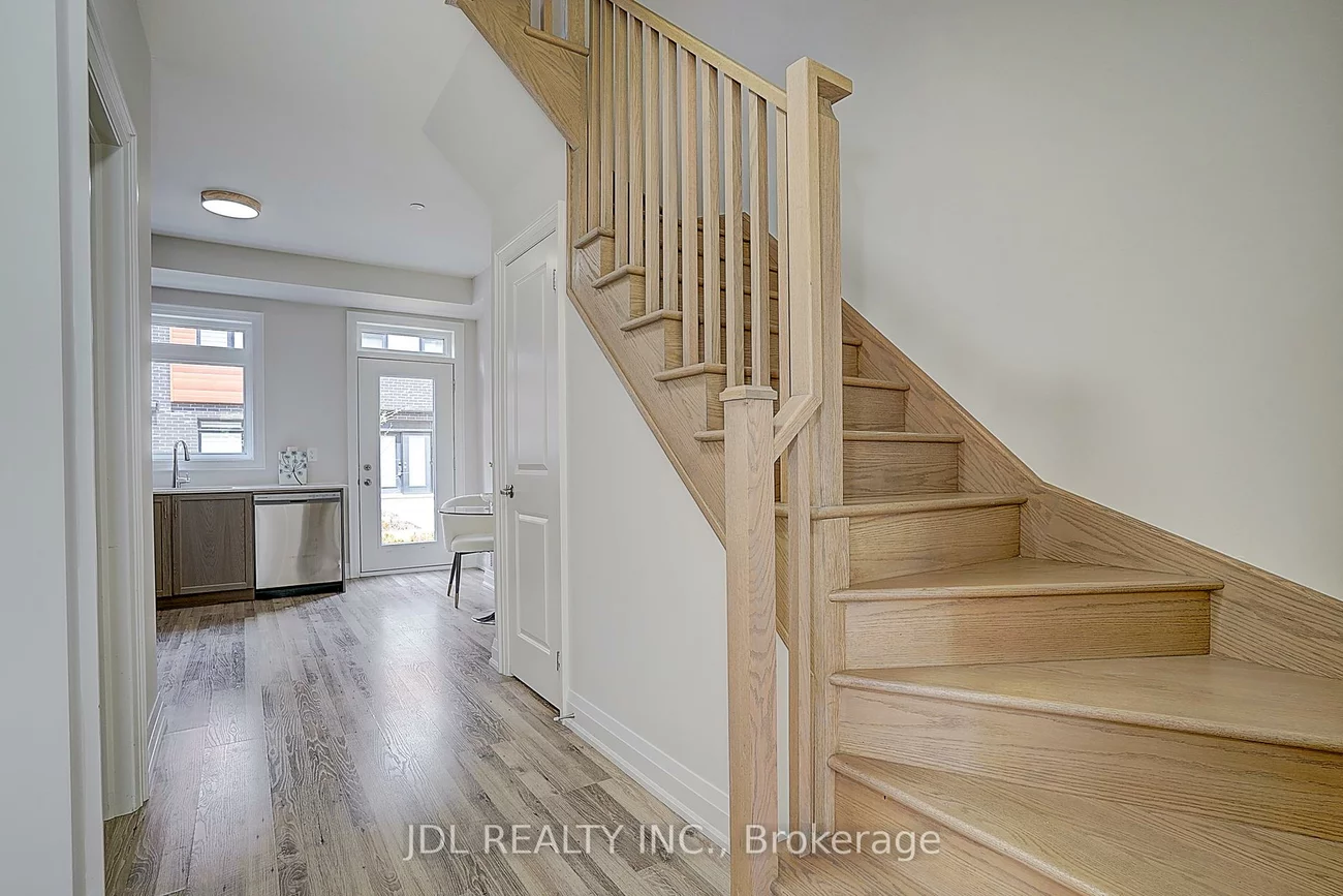 370 D, Red Maple, Langstaff, Richmond Hill