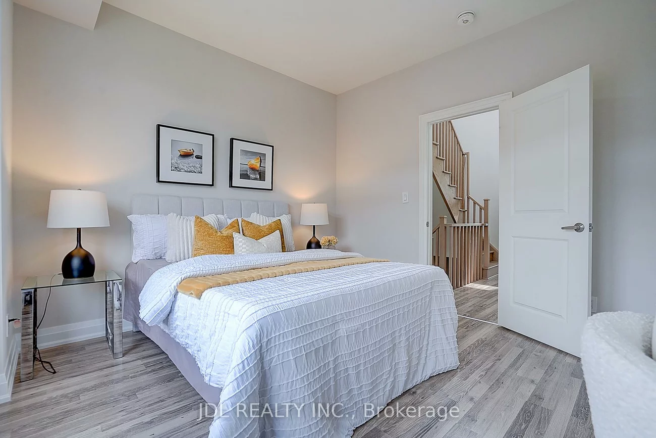 370 D, Red Maple, Langstaff, Richmond Hill