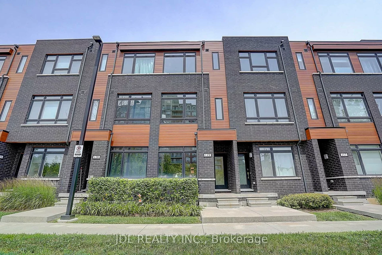 370 D, Red Maple, Langstaff, Richmond Hill