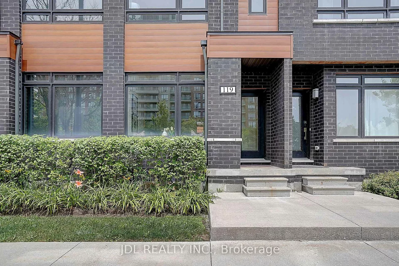 370 D, Red Maple, Langstaff, Richmond Hill