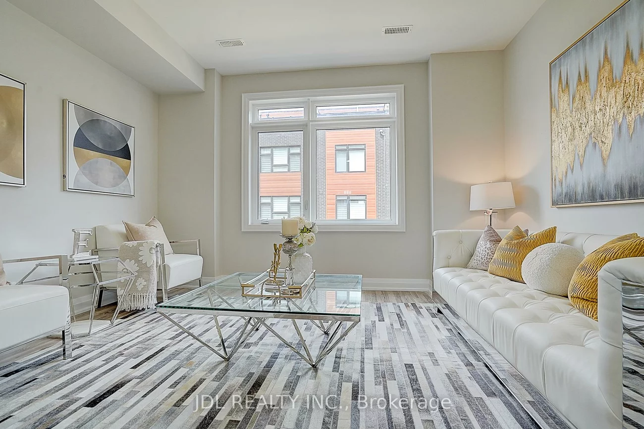 370 D, Red Maple, Langstaff, Richmond Hill