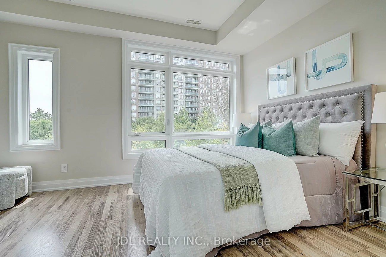 370 D, Red Maple, Langstaff, Richmond Hill