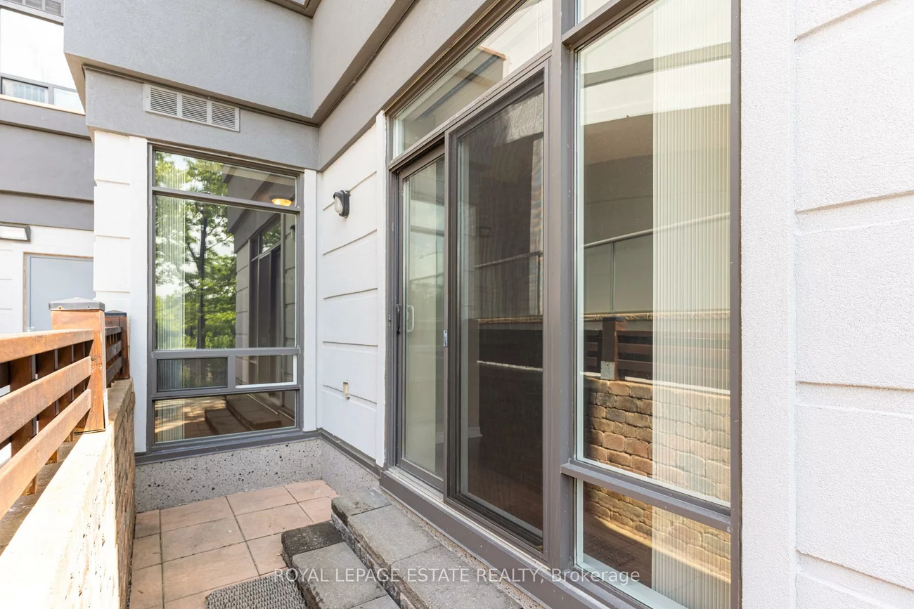 11121, Yonge, Devonsleigh, Richmond Hill