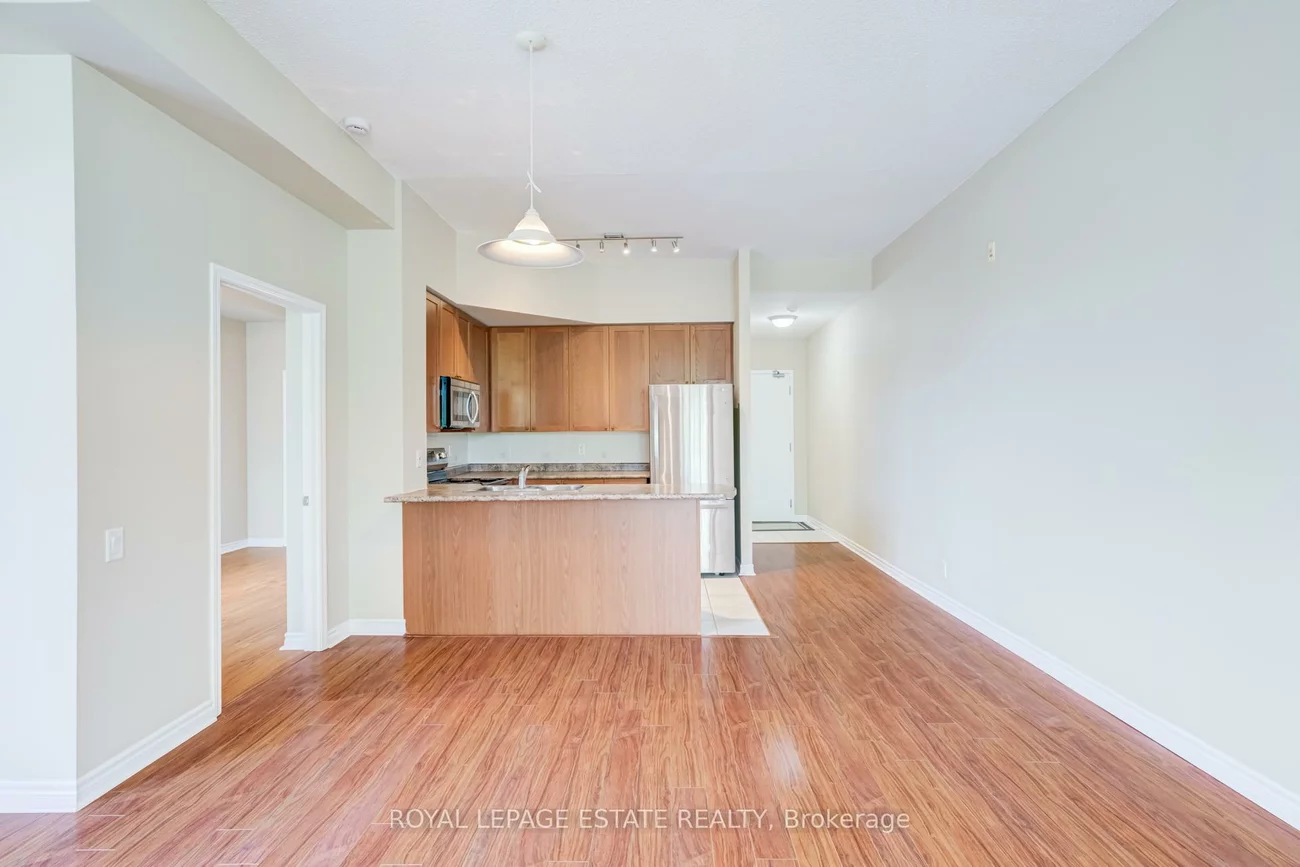 11121, Yonge, Devonsleigh, Richmond Hill