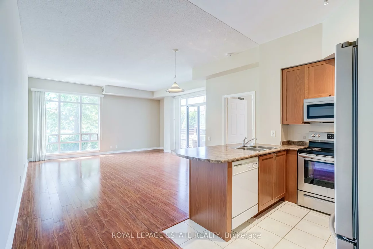 11121, Yonge, Devonsleigh, Richmond Hill