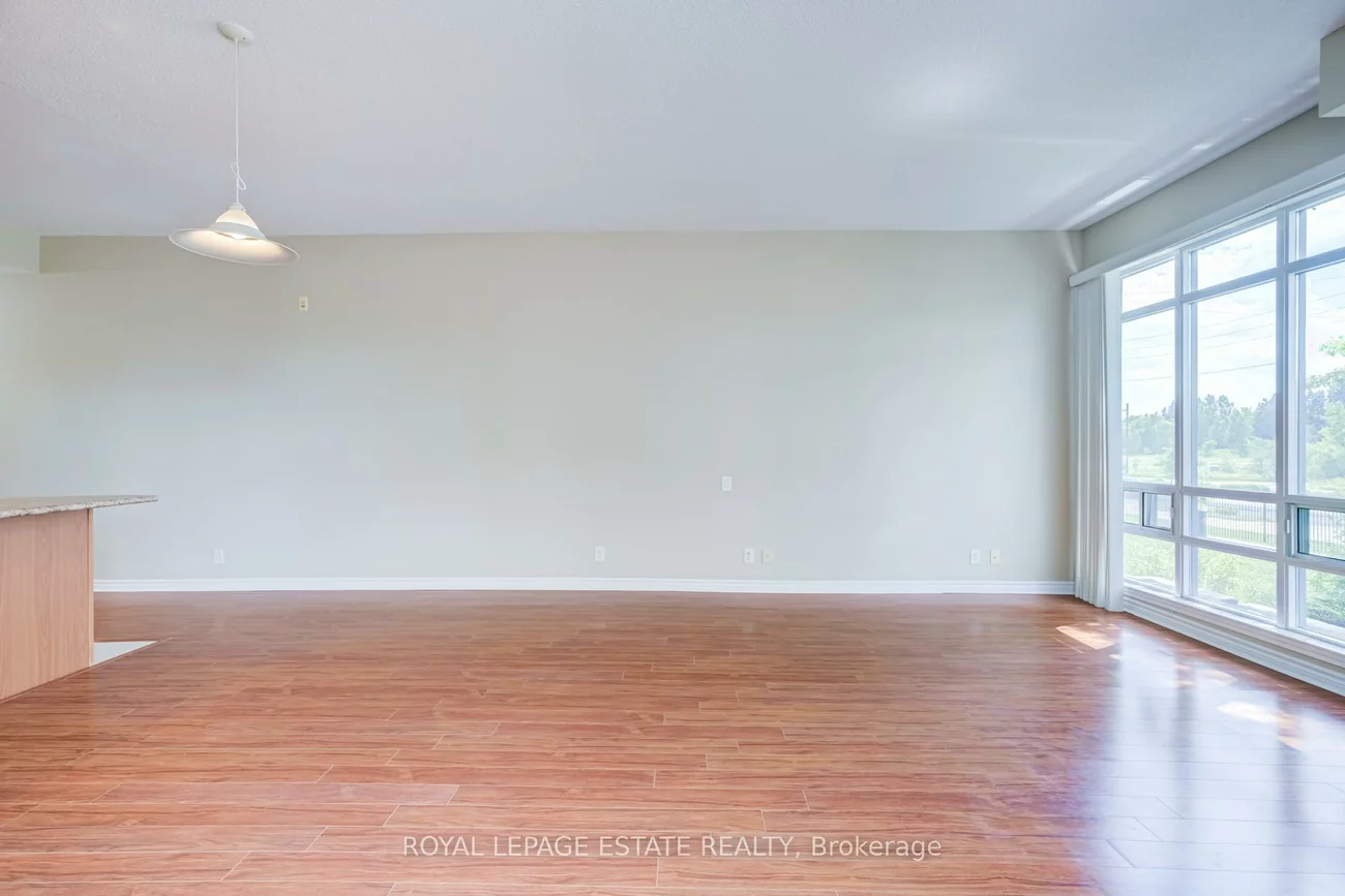 11121, Yonge, Devonsleigh, Richmond Hill