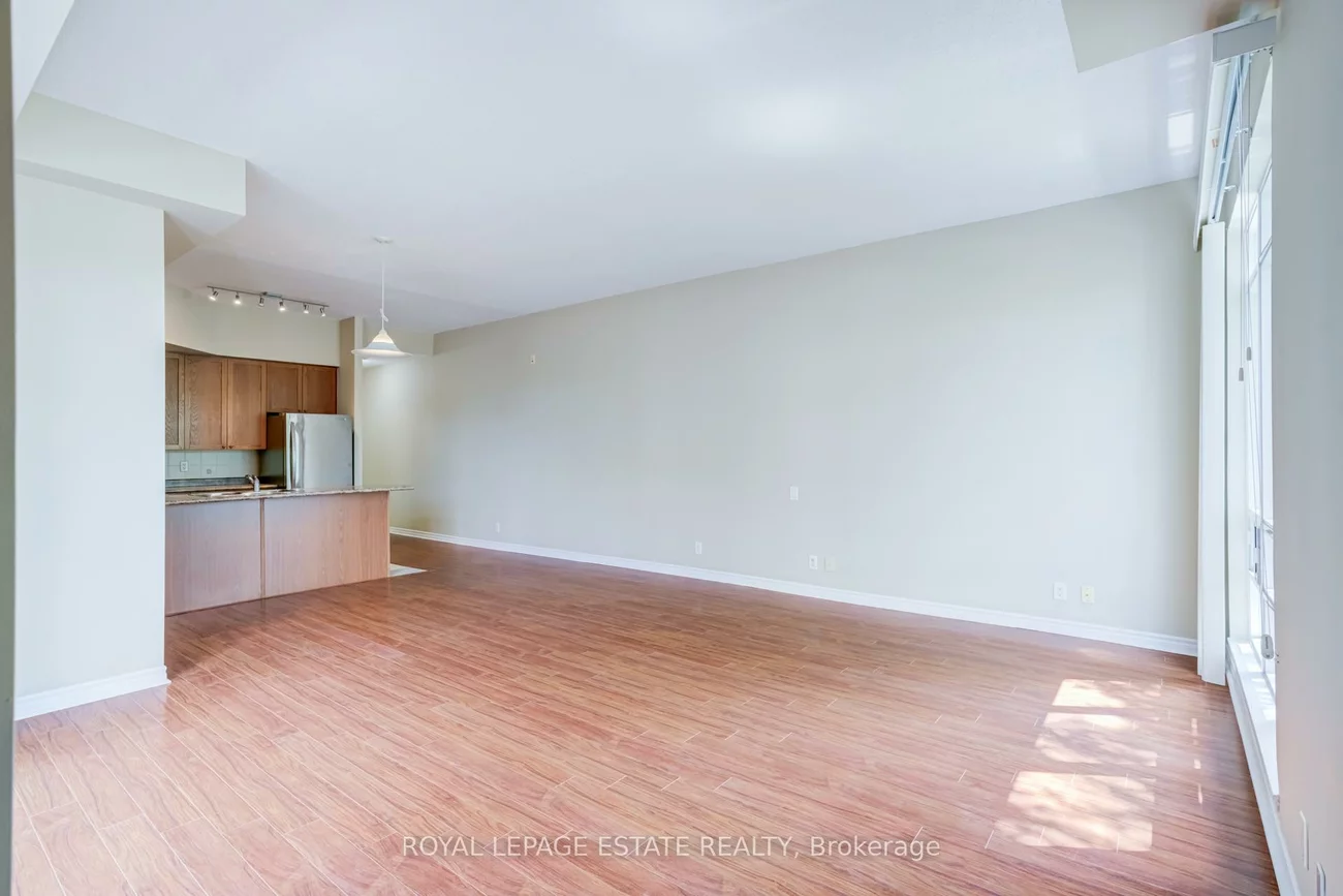 11121, Yonge, Devonsleigh, Richmond Hill