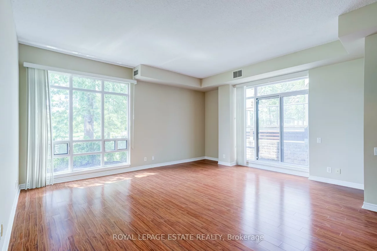 11121, Yonge, Devonsleigh, Richmond Hill