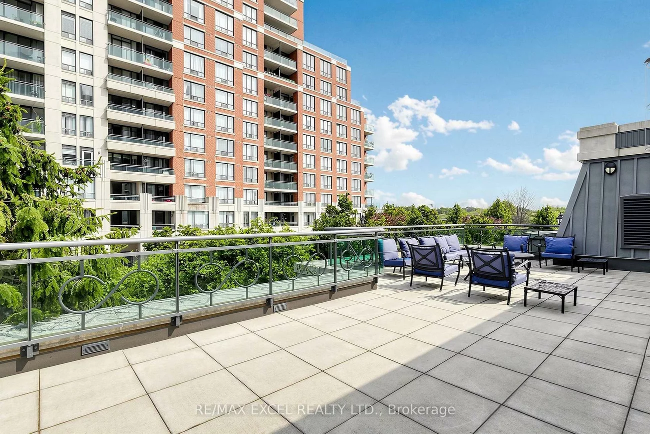 350, Red Maple, Langstaff, Richmond Hill