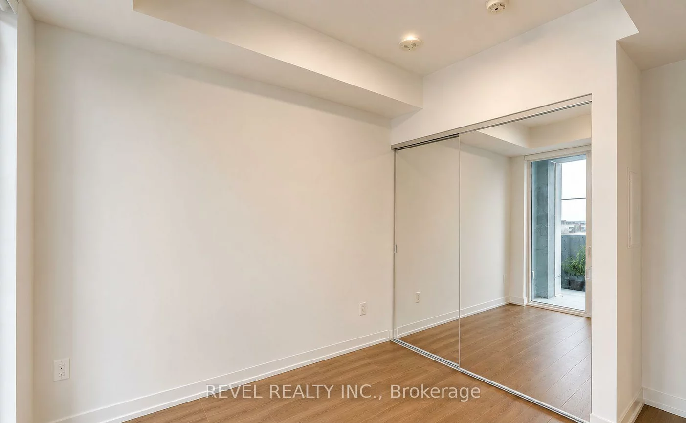 8868, Yonge, South Richvale, Richmond Hill