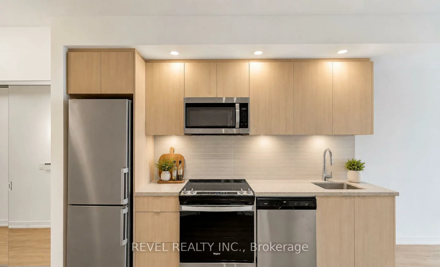 8868, Yonge, South Richvale, Richmond Hill