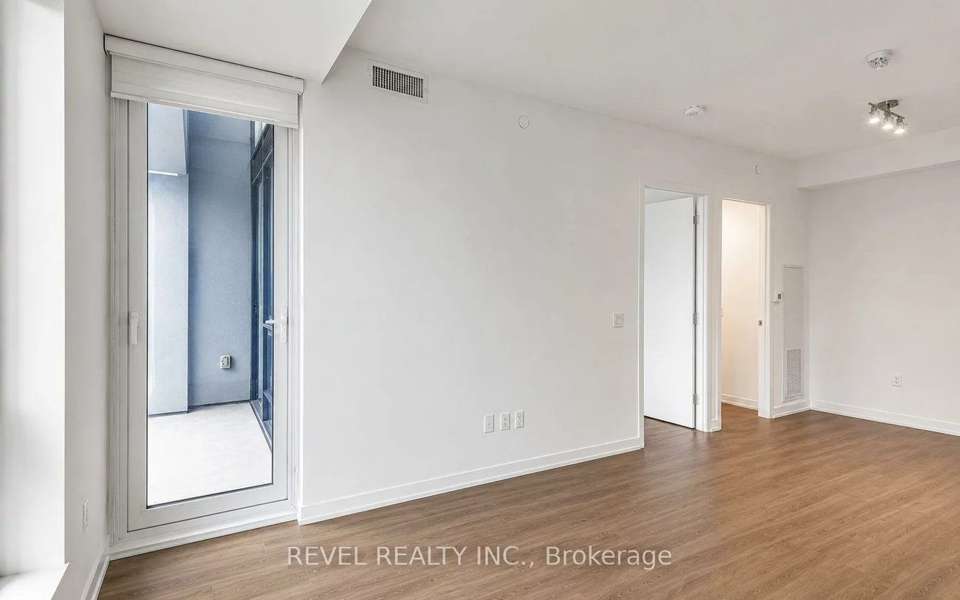8868, Yonge, South Richvale, Richmond Hill