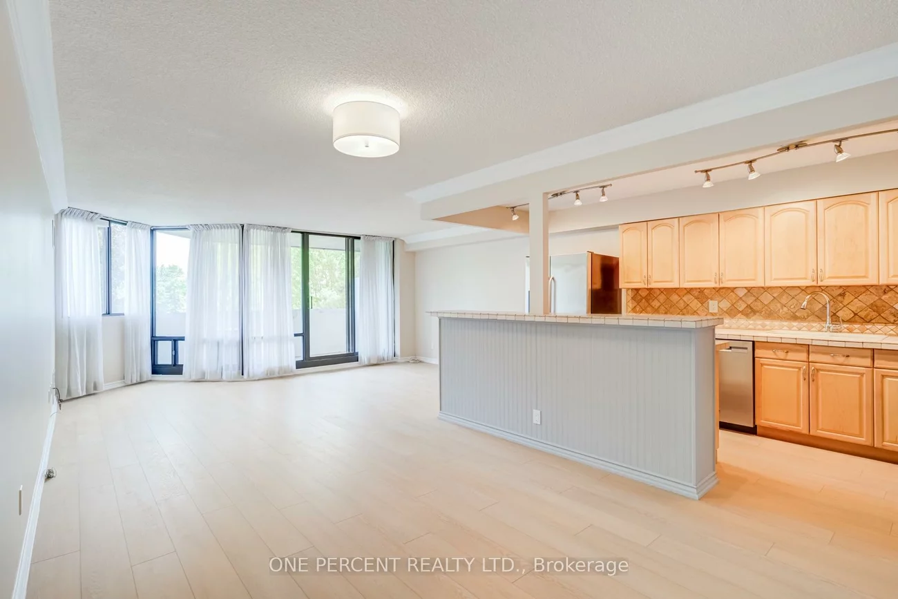 40, Baif, North Richvale, Richmond Hill