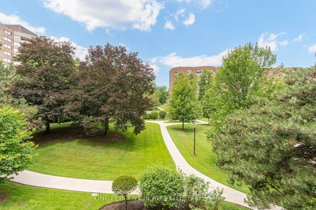 40, Baif, North Richvale, Richmond Hill
