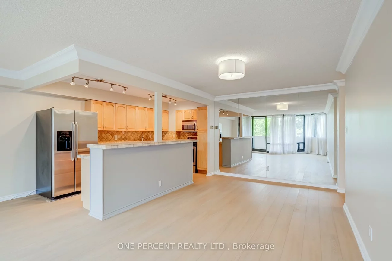 40, Baif, North Richvale, Richmond Hill