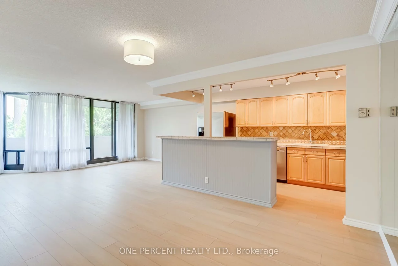 40, Baif, North Richvale, Richmond Hill