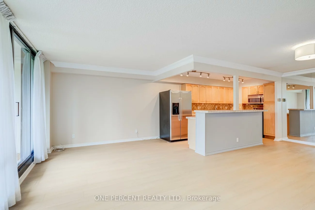40, Baif, North Richvale, Richmond Hill