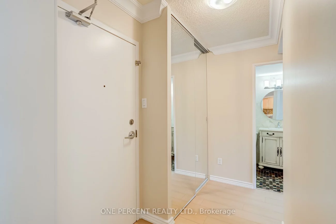 40, Baif, North Richvale, Richmond Hill