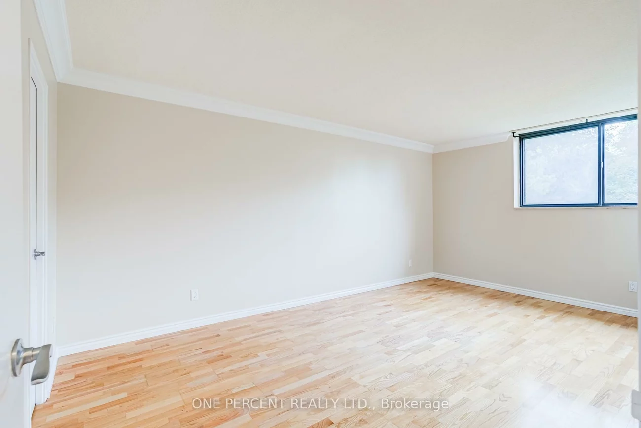 40, Baif, North Richvale, Richmond Hill