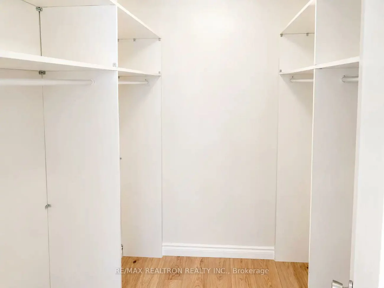 40, Baif, North Richvale, Richmond Hill