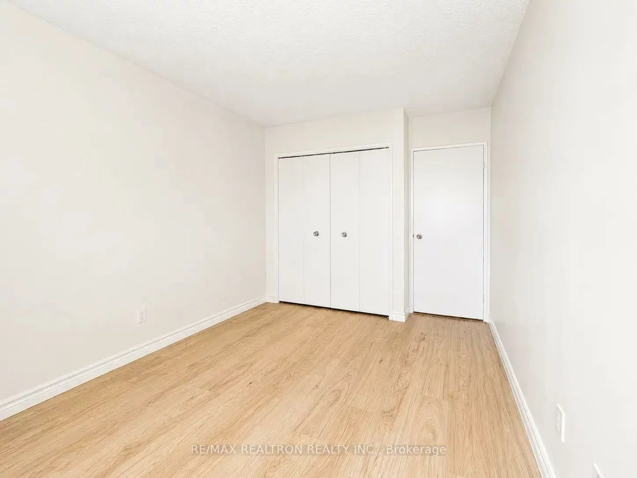 40, Baif, North Richvale, Richmond Hill