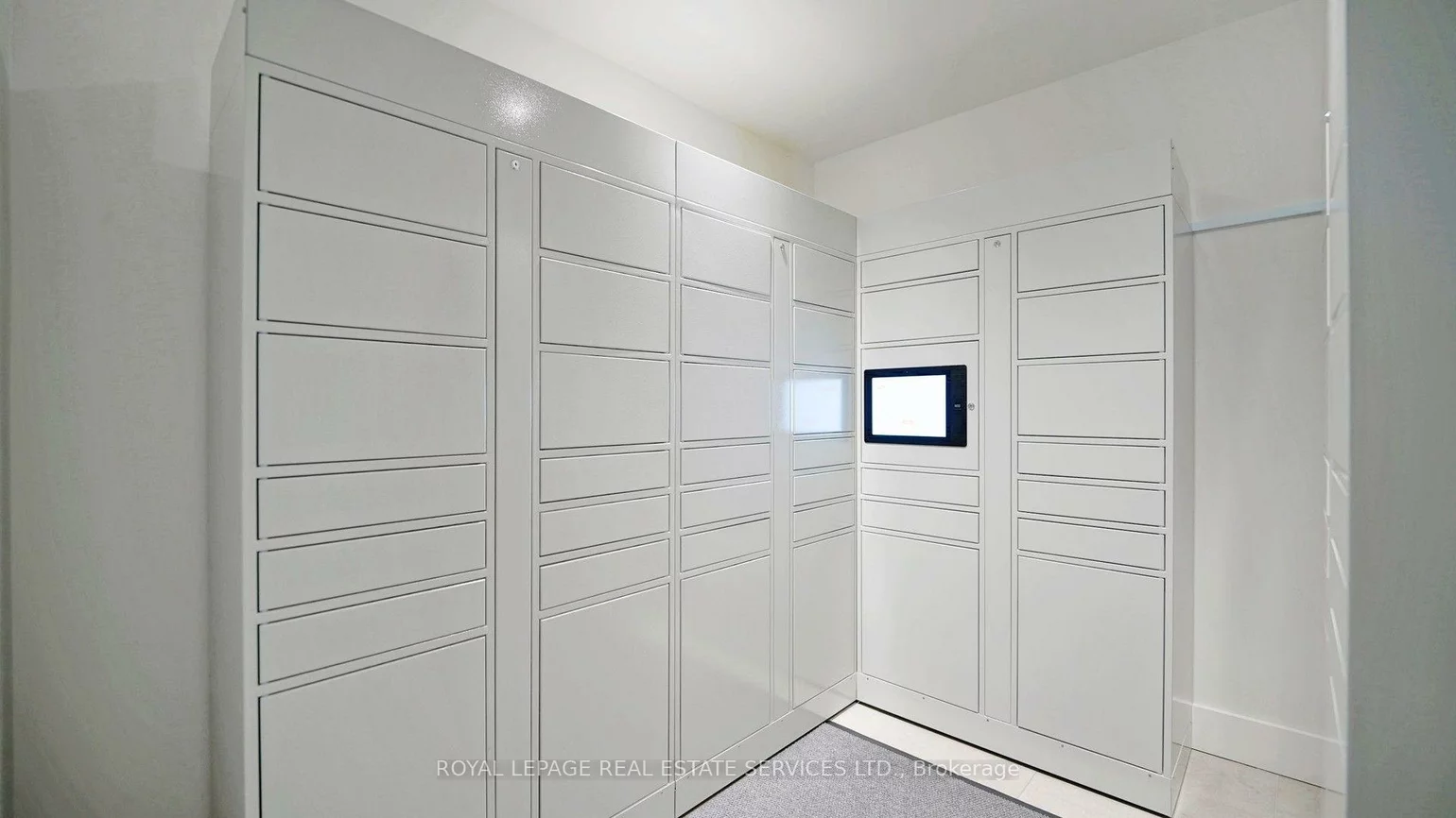 8868, Yonge, South Richvale, Richmond Hill