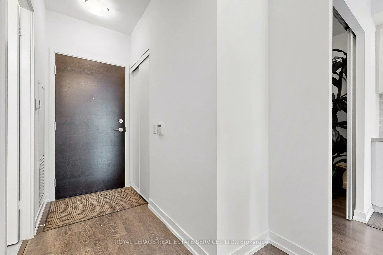 8868, Yonge, South Richvale, Richmond Hill