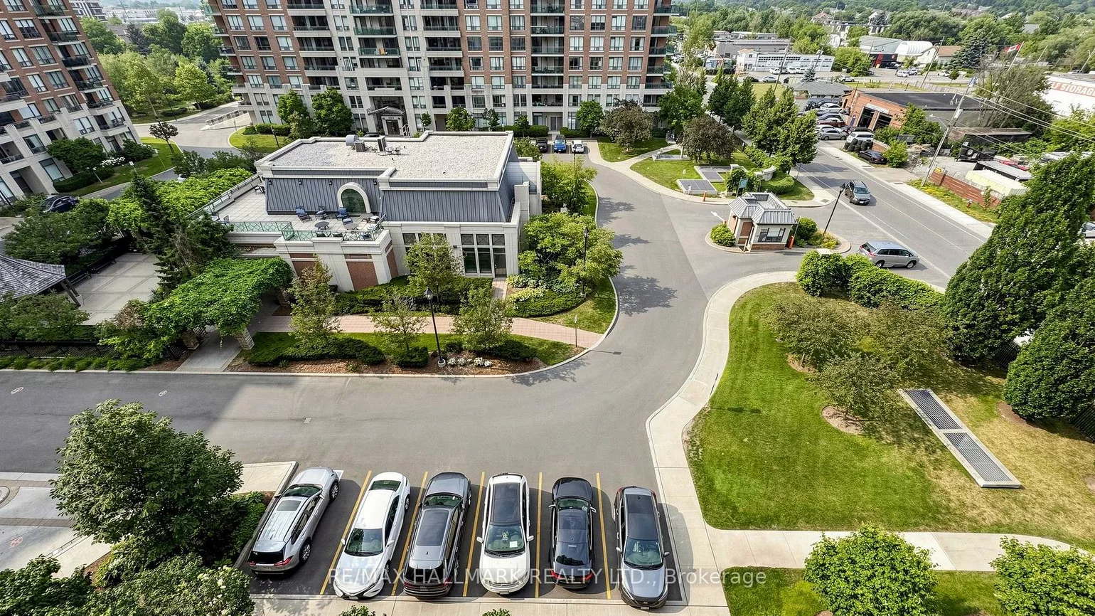 310, Red Maple, Langstaff, Richmond Hill