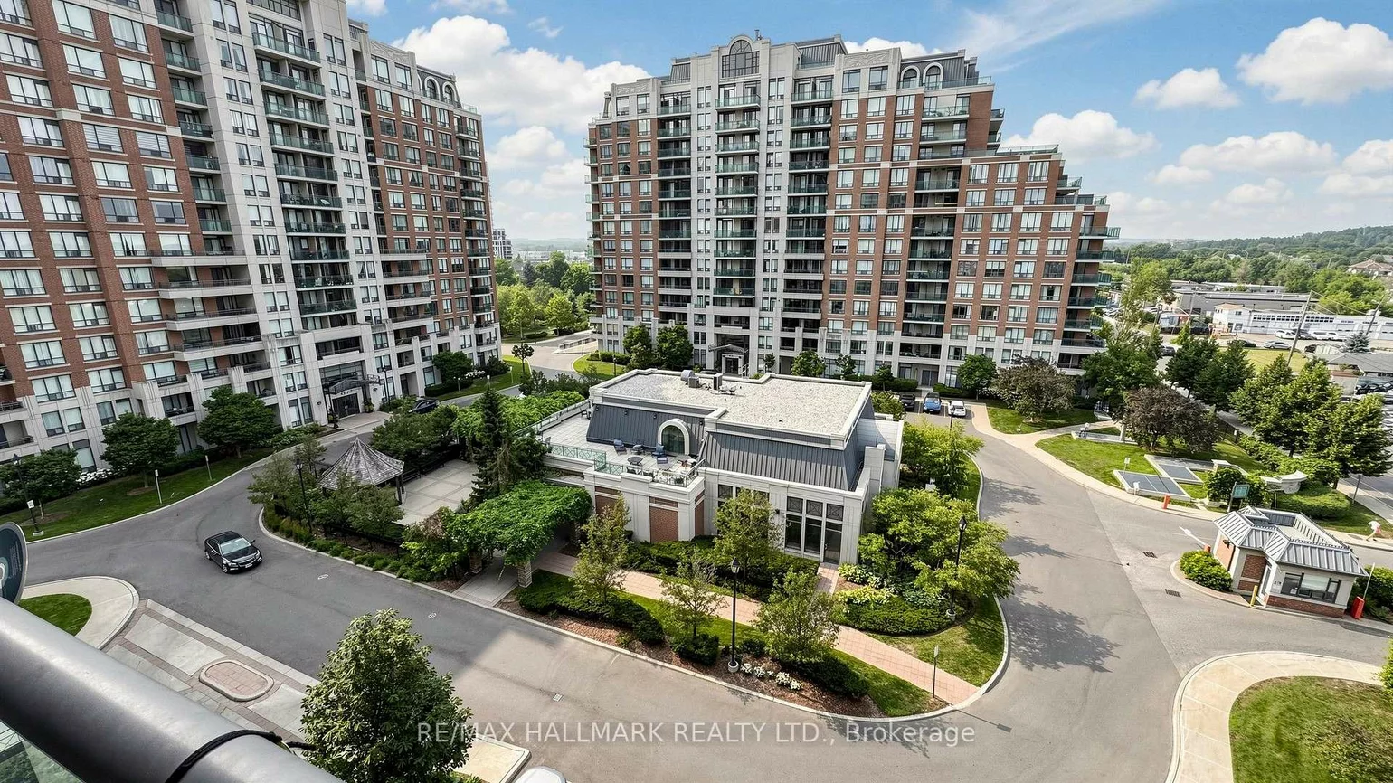 310, Red Maple, Langstaff, Richmond Hill
