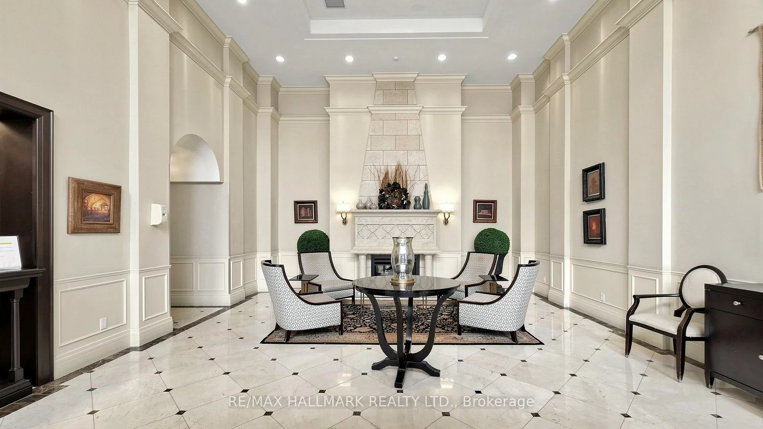 310, Red Maple, Langstaff, Richmond Hill