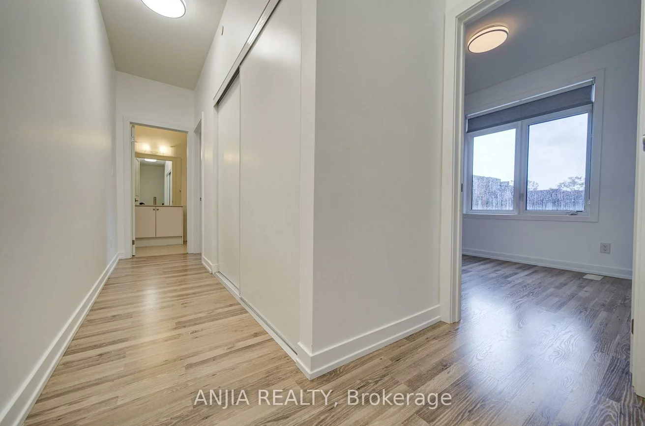 370D, Red Maple, Langstaff, Richmond Hill