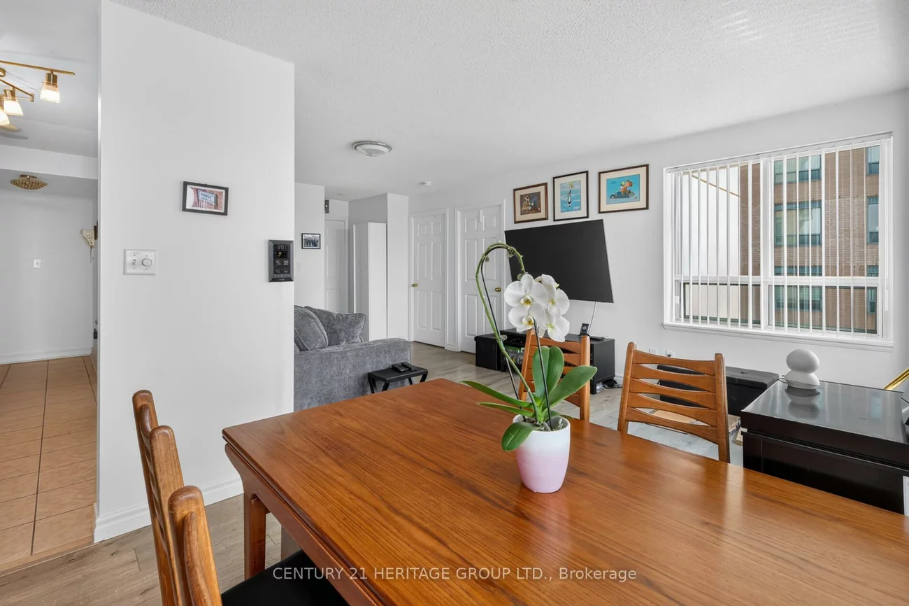 39, Oneida, Langstaff, Richmond Hill