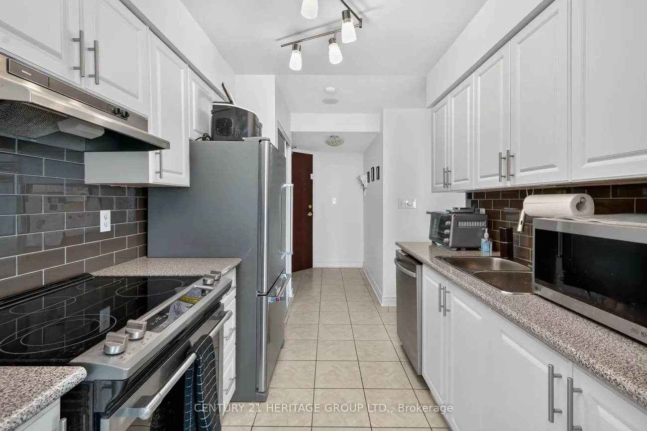 39, Oneida, Langstaff, Richmond Hill