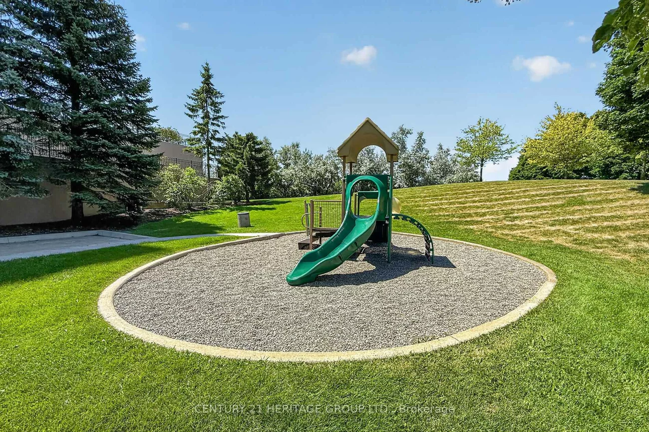 39, Oneida, Langstaff, Richmond Hill