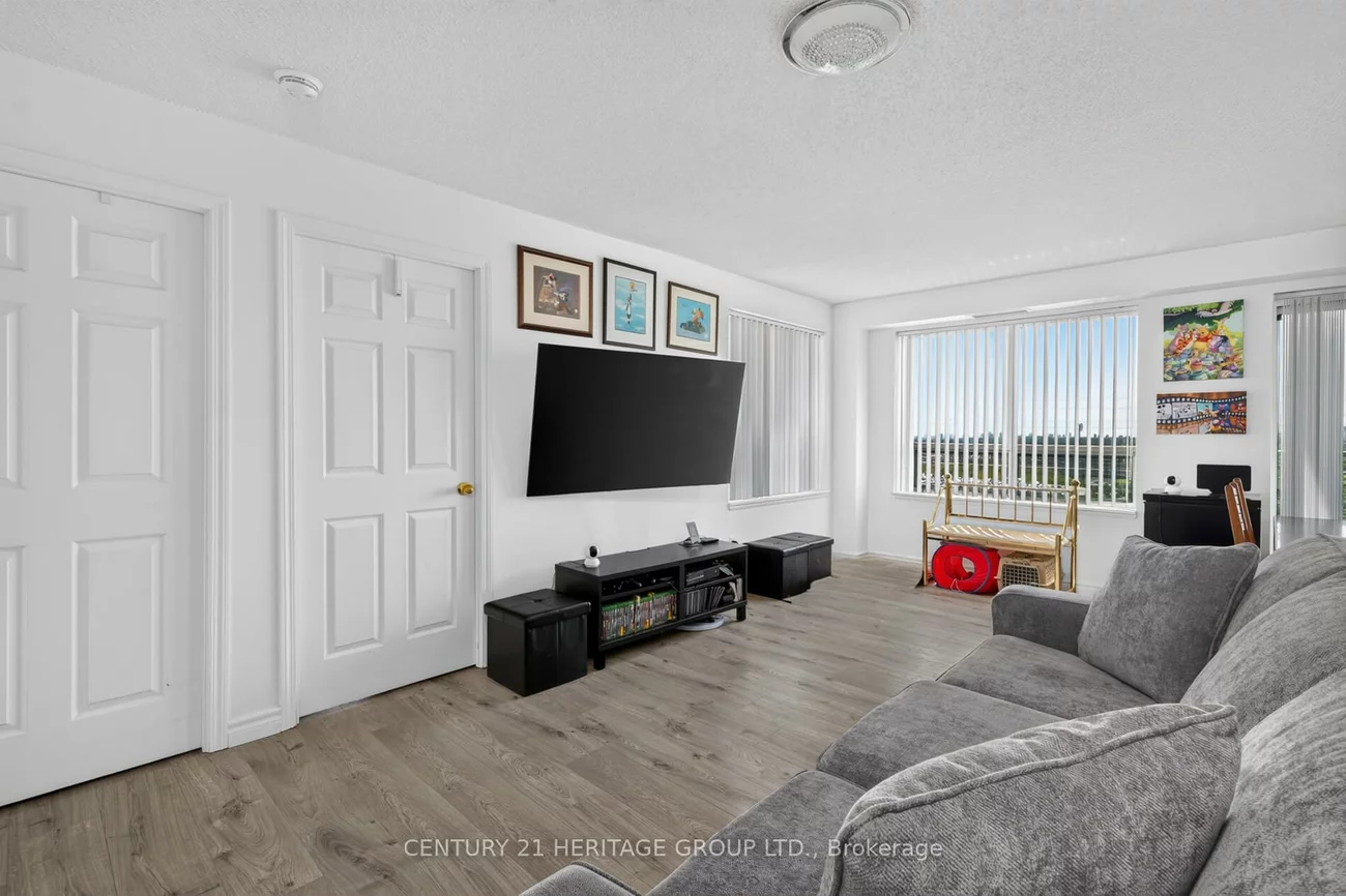 39, Oneida, Langstaff, Richmond Hill