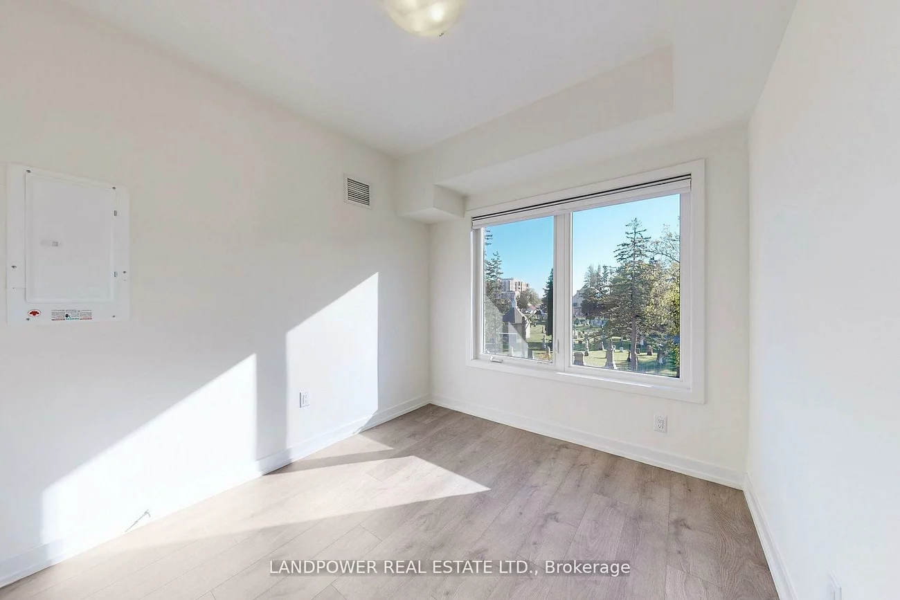60, Elizabeth, Mill Pond, Richmond Hill