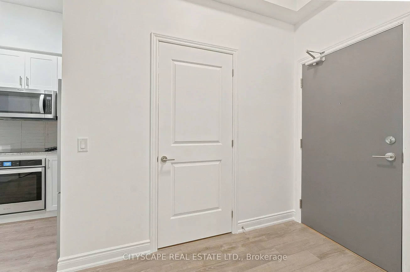 9618, Yonge, North Richvale, Richmond Hill