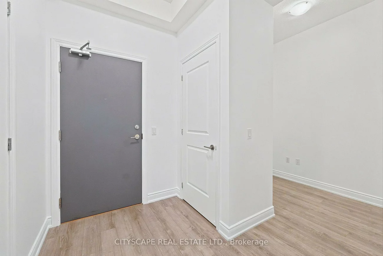 9618, Yonge, North Richvale, Richmond Hill