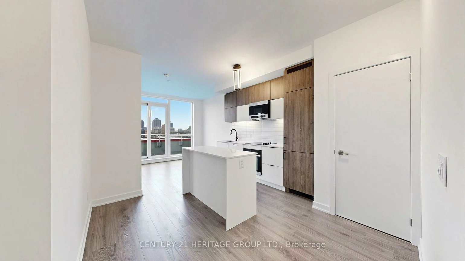 8888, Yonge, South Richvale, Richmond Hill
