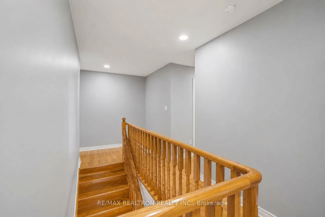 190, Harding Blvd, North Richvale, Richmond Hill