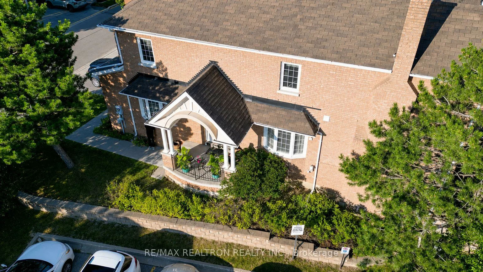 190, Harding Blvd, North Richvale, Richmond Hill