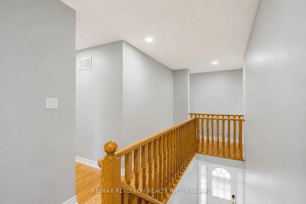 190, Harding Blvd, North Richvale, Richmond Hill