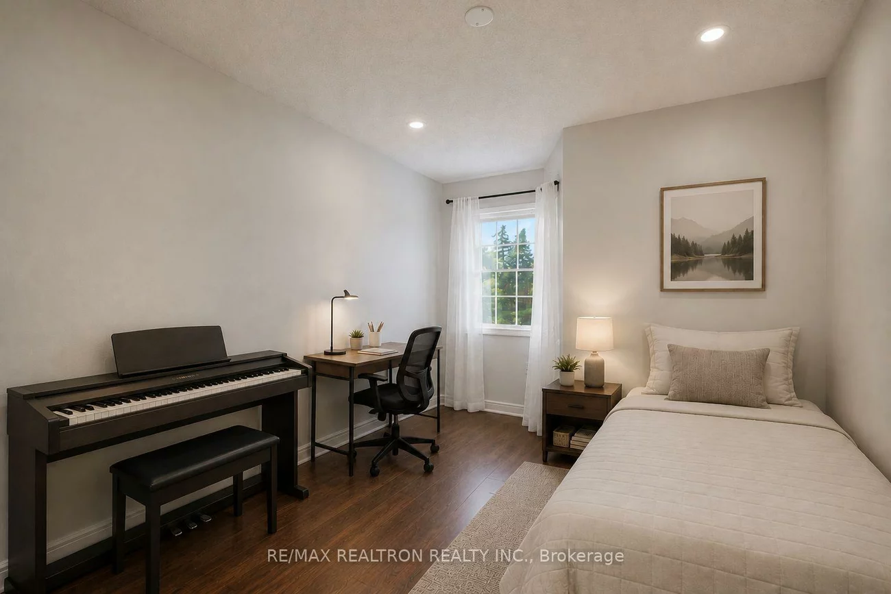 190, Harding Blvd, North Richvale, Richmond Hill